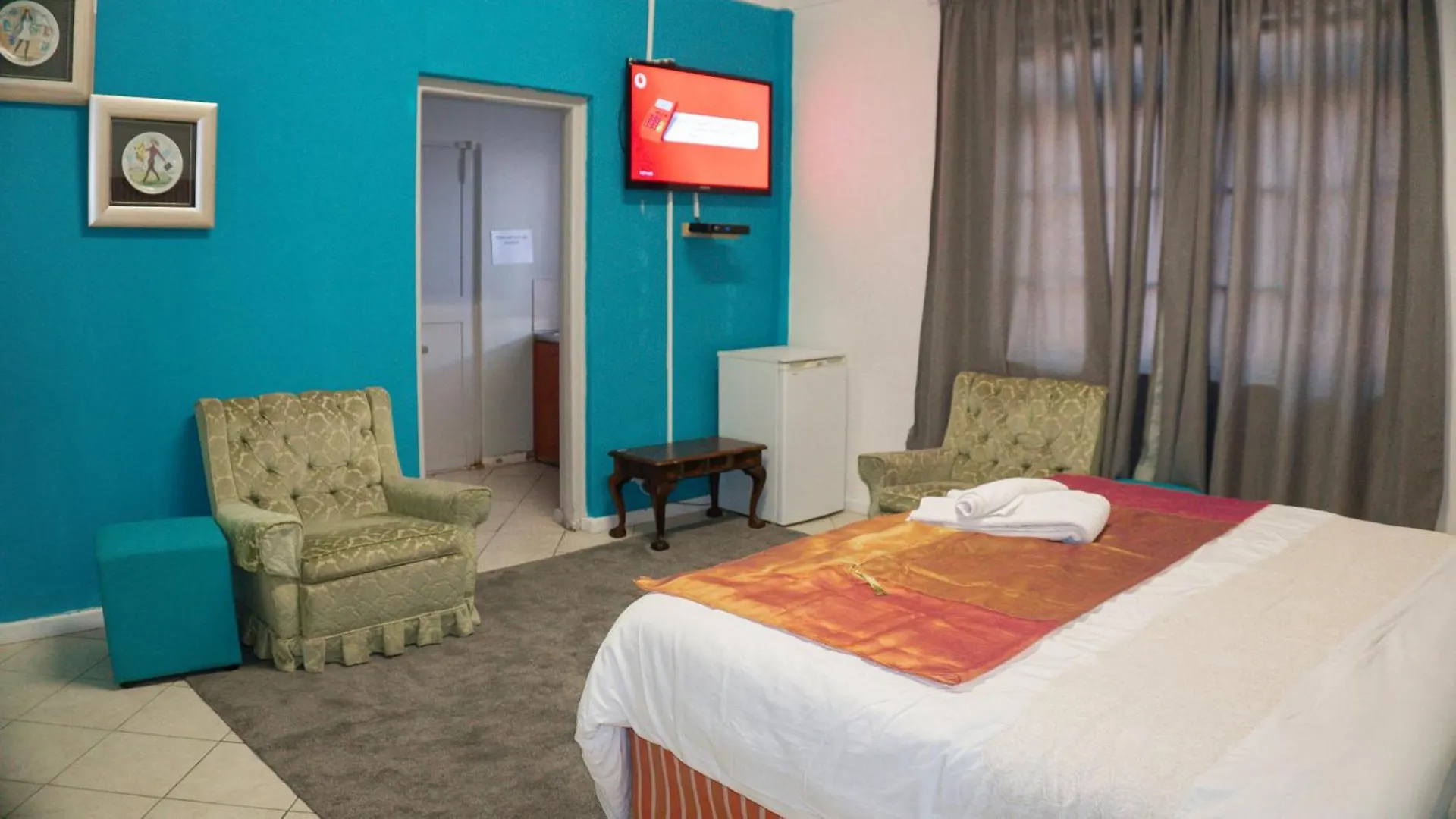 Wynberg Lodge Cape Town Guest house